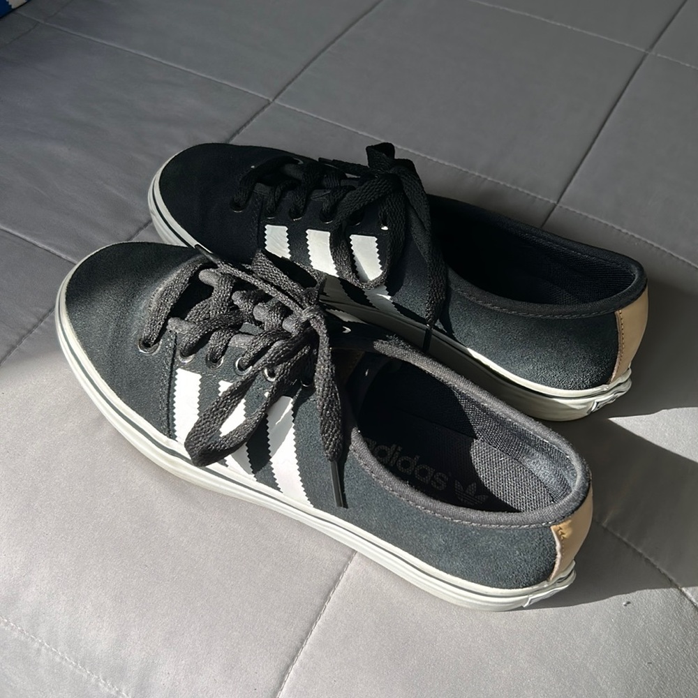 Adidas Adria Lo W